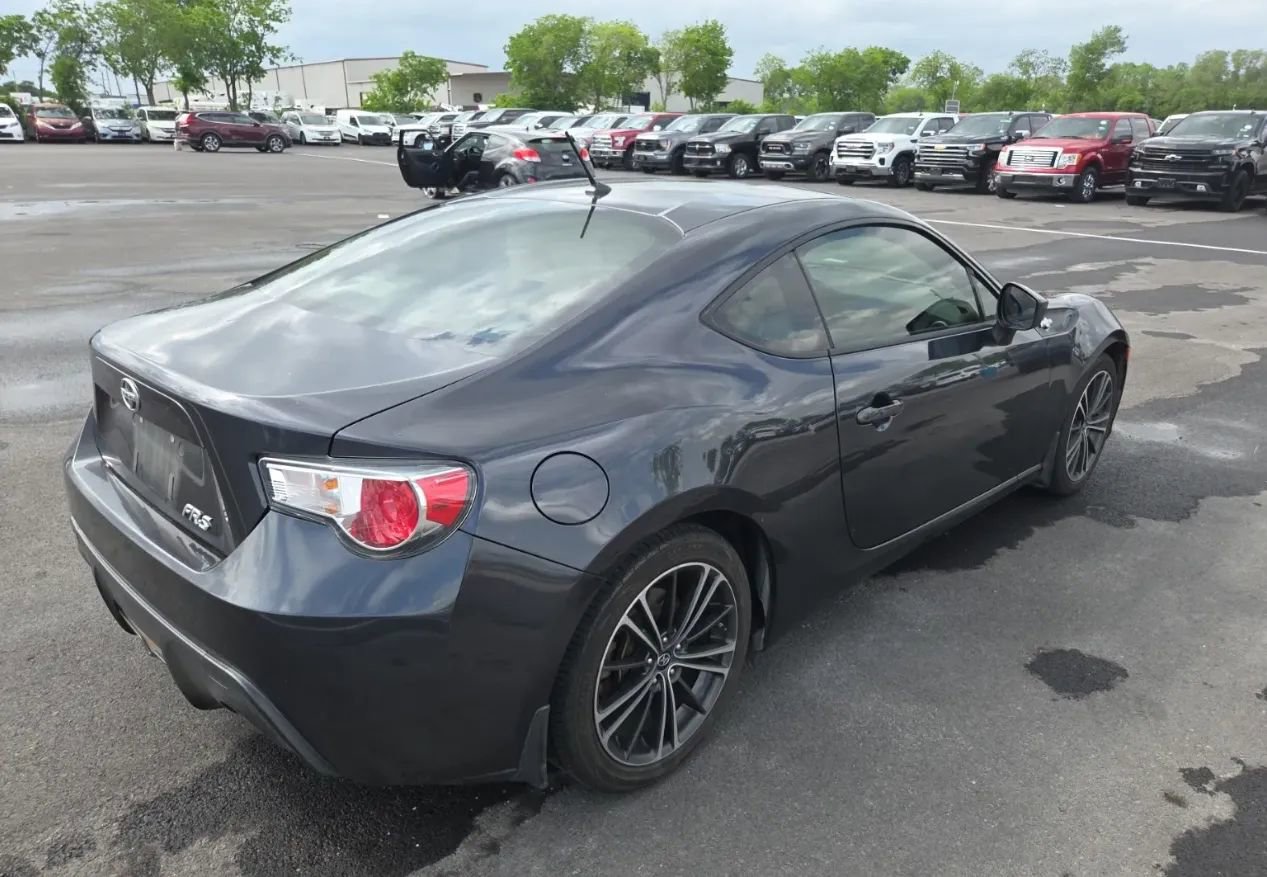 Used 2013 Scion FR-S image 4