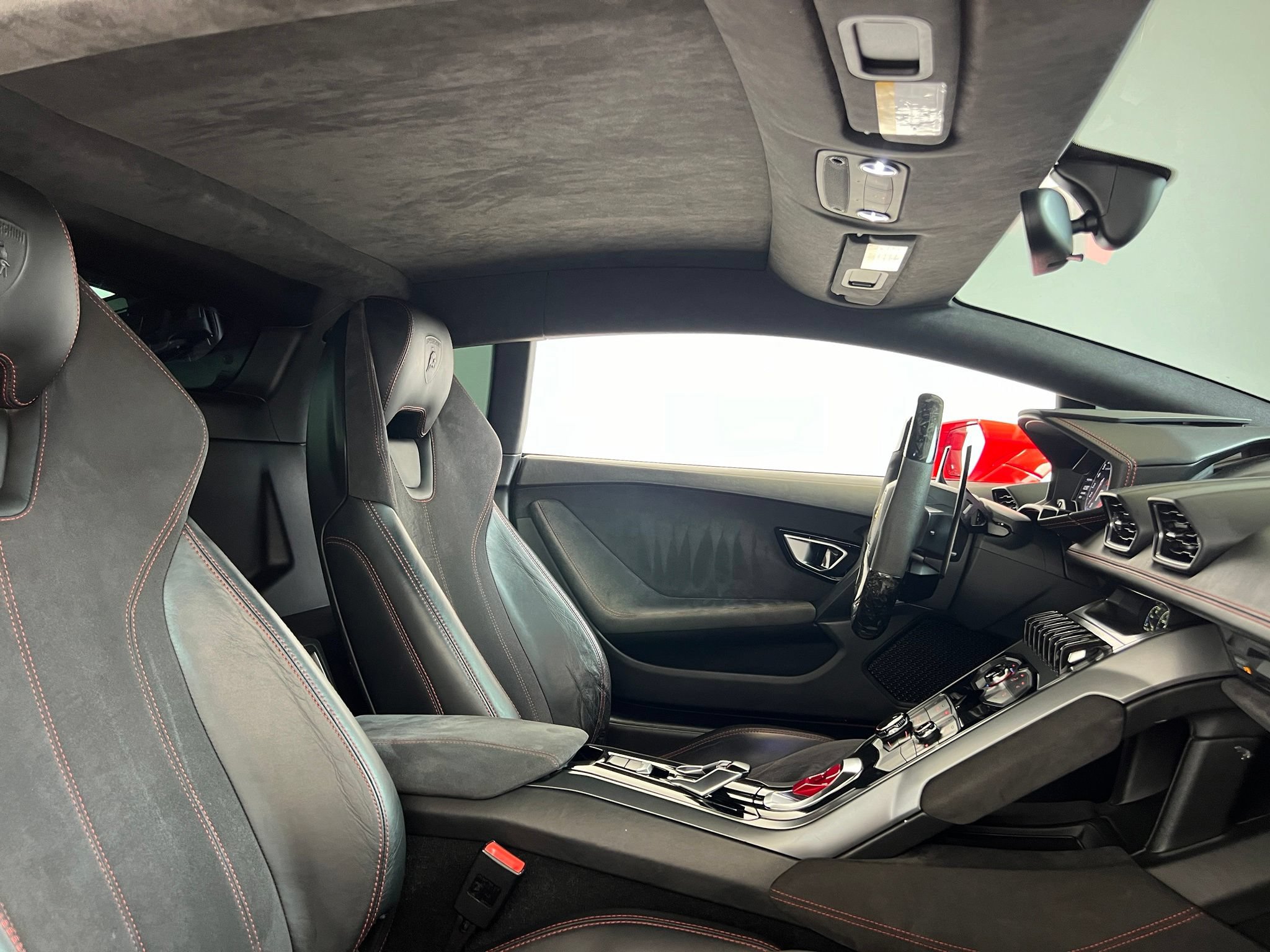Used 2016 Lamborghini Huracan LP 580-2 RWD image 17