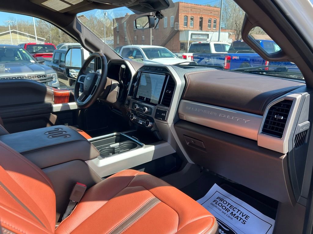 Used 2022 Ford F350 King Ranch image 18