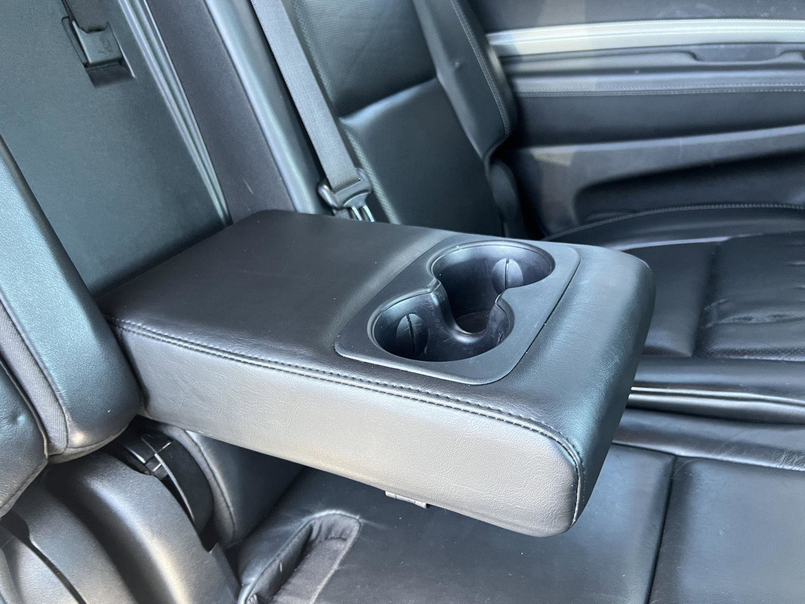 Used 2020 Dodge Durango R/T w/ Technology Group AWD/4WD image 17