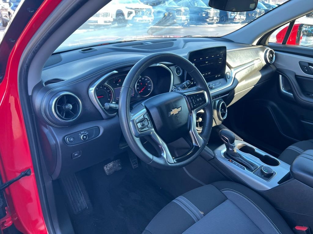 Used 2023 Chevrolet Blazer LT image 18