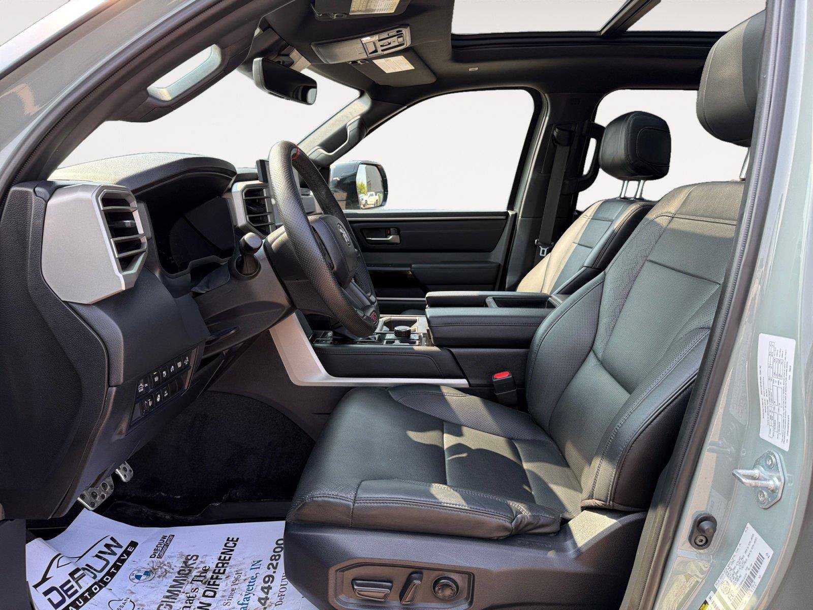 Used 2025 Toyota Tundra Platinum AWD/4WD image 10
