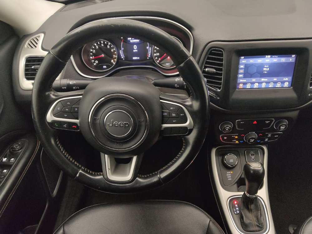 Used 2020 Jeep Compass Latitude AWD/4WD image 22