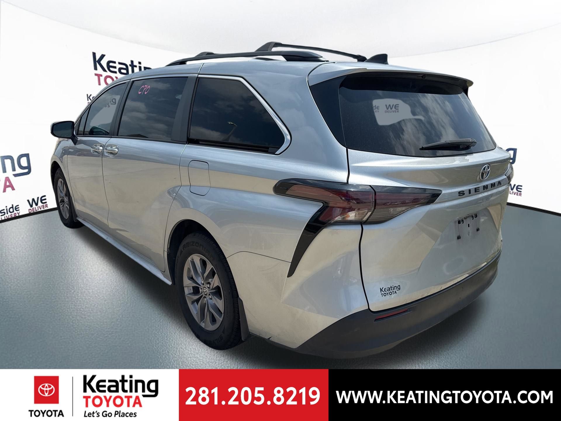 Certified 2023 Toyota Sienna LE FWD image 5