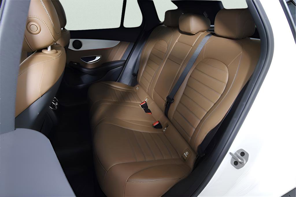 Used 2022 Mercedes-Benz GLC 43 AMG 4MATIC image 38