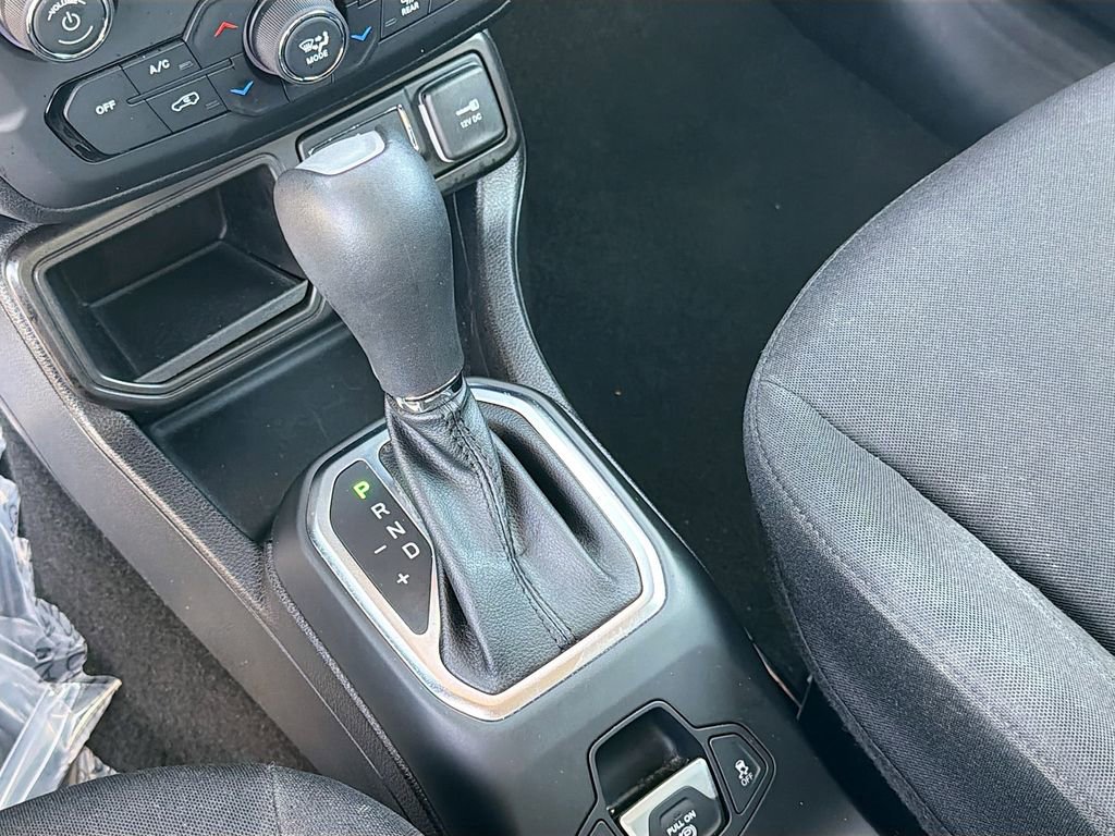 Used 2019 Jeep Renegade Latitude image 25