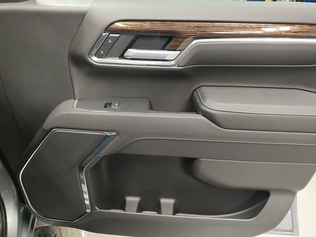 New 2026 GMC Sierra 1500 Elevation image 9