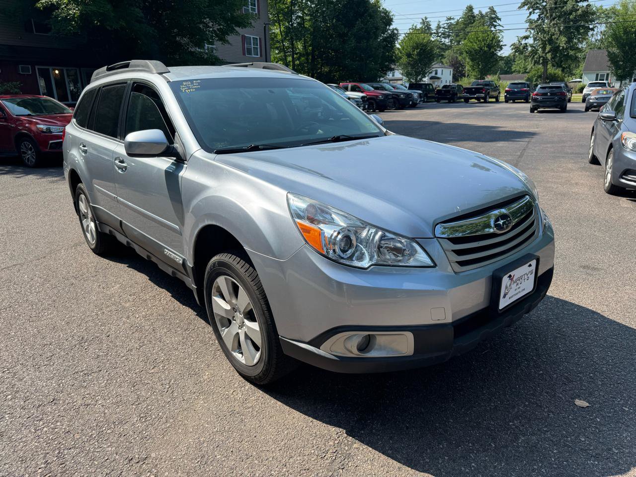 Used 2012 Subaru Outback 2.5i Premium w/ All-Weather Pkg AWD/4WD image 7