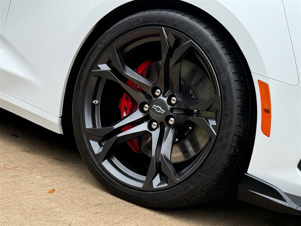 Used 2022 Chevrolet Camaro SS image 28