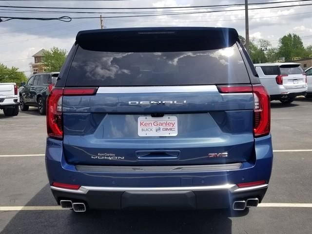 New 2026 GMC Yukon Denali w/ Denali Reserve Package AWD/4WD image 3