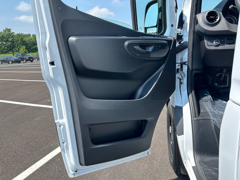 New 2026 Mercedes-Benz Sprinter 2500 image 10