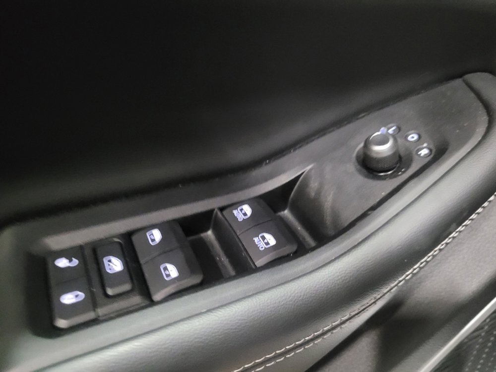 Used 2022 Jeep Grand Cherokee L Laredo w/ Luxury Tech Group I image 27