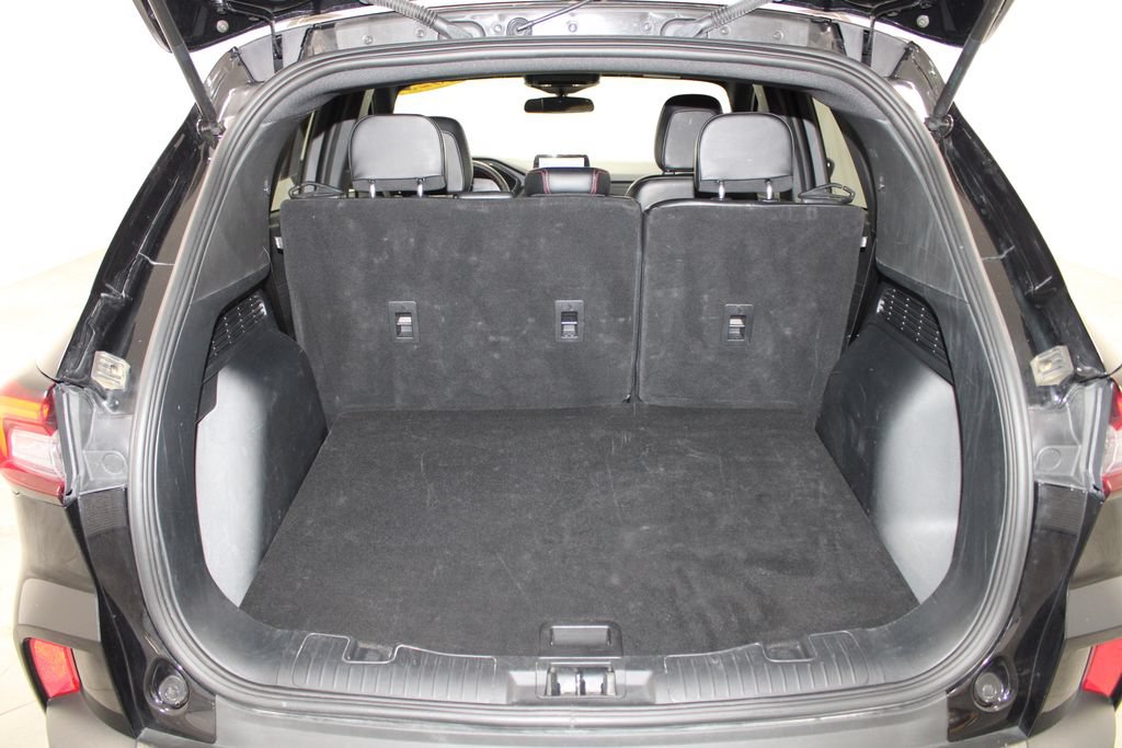 Used 2025 Ford Escape ST-Line AWD/4WD image 16