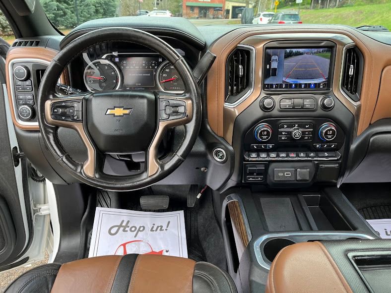 Used 2020 Chevrolet Silverado 3500 High Country w/ Technology Package image 21