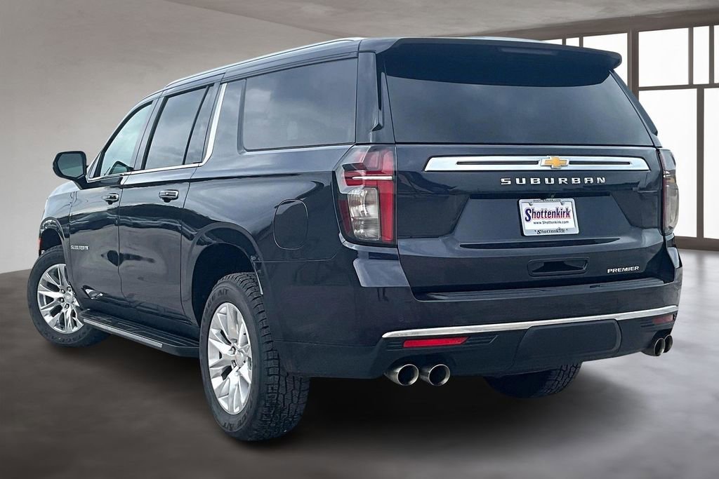Used 2024 Chevrolet Suburban Premier image 4