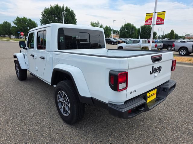 New 2026 Jeep Gladiator Sport AWD/4WD image 12