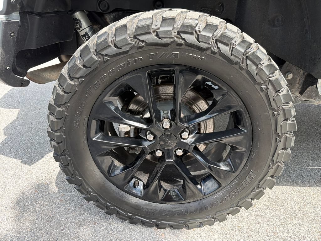 Used 2021 Jeep Wrangler Unlimited Sahara AWD/4WD image 16