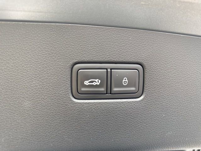 Used 2025 Genesis GV80 3.5T image 13