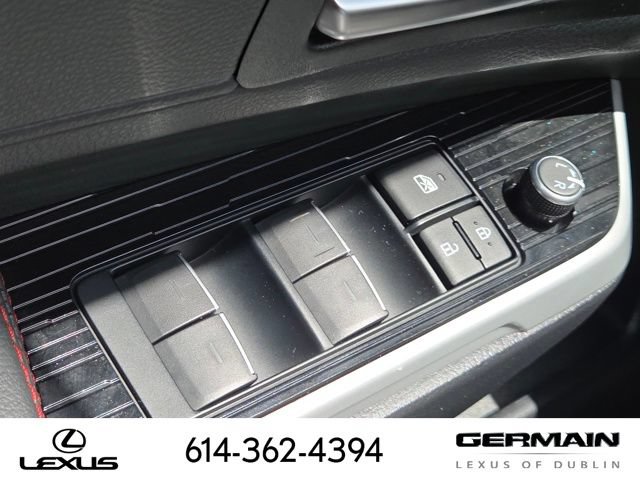 Used 2025 Toyota Sienna XSE w/ XSE Plus Package AWD/4WD image 22
