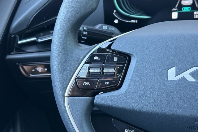 New 2026 Kia Niro LX FWD image 27