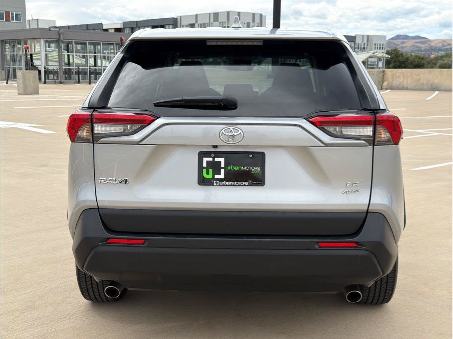 Used 2025 Toyota RAV4 LE AWD/4WD image 7