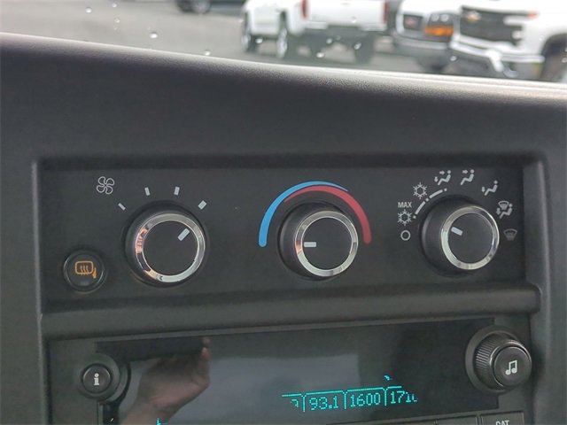 New 2025 GMC Savana 3500 w/ Power Convenience Package image 17
