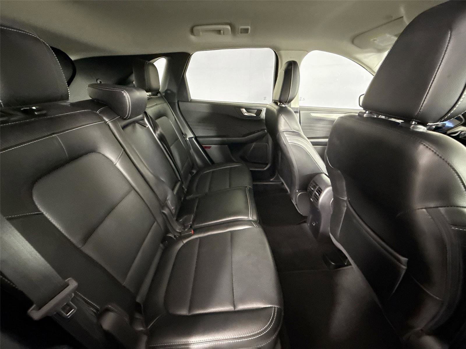 Used 2022 Ford Escape SEL w/ Technology Package image 42