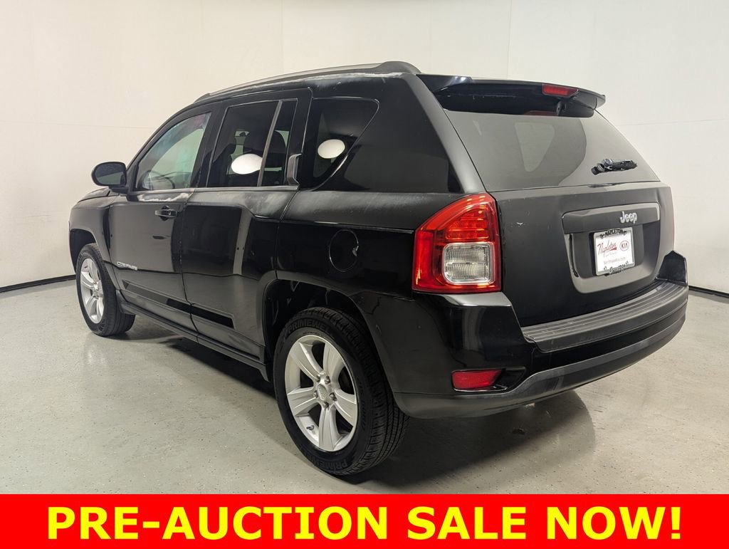 Used 2012 Jeep Compass Sport image 5