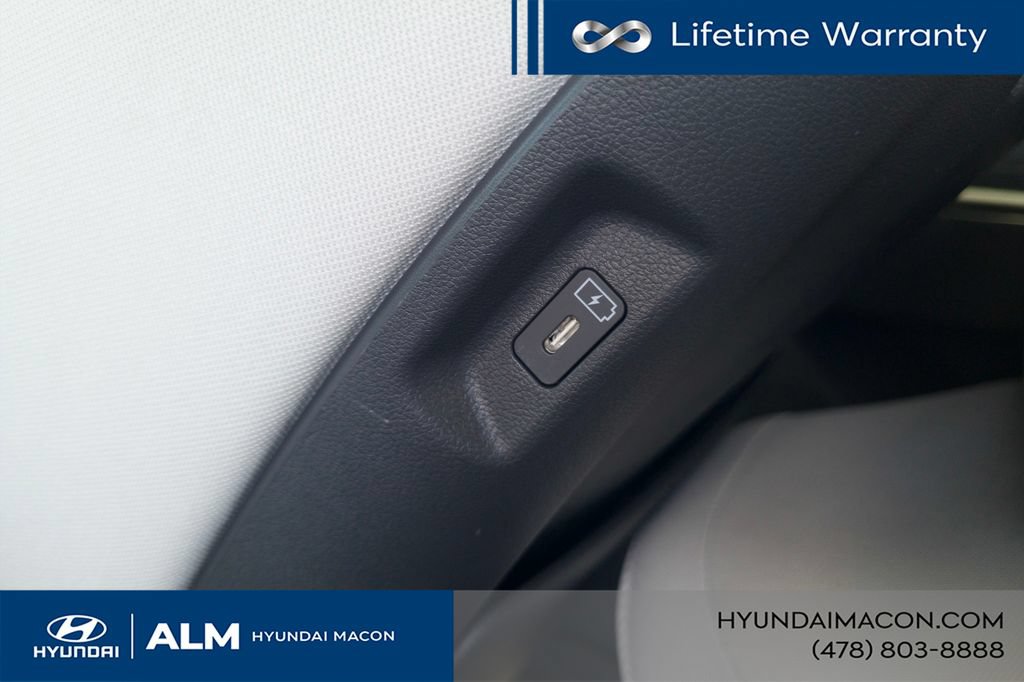 New 2026 Hyundai Santa Fe SE FWD image 18