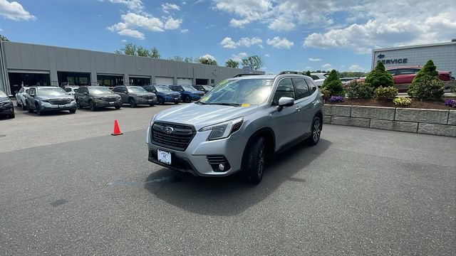 Used 2023 Subaru Forester Limited AWD/4WD image 3