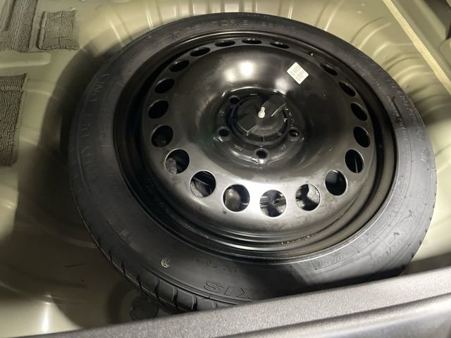 Used 2024 Chevrolet Trax RS w/ Sunroof Package image 26