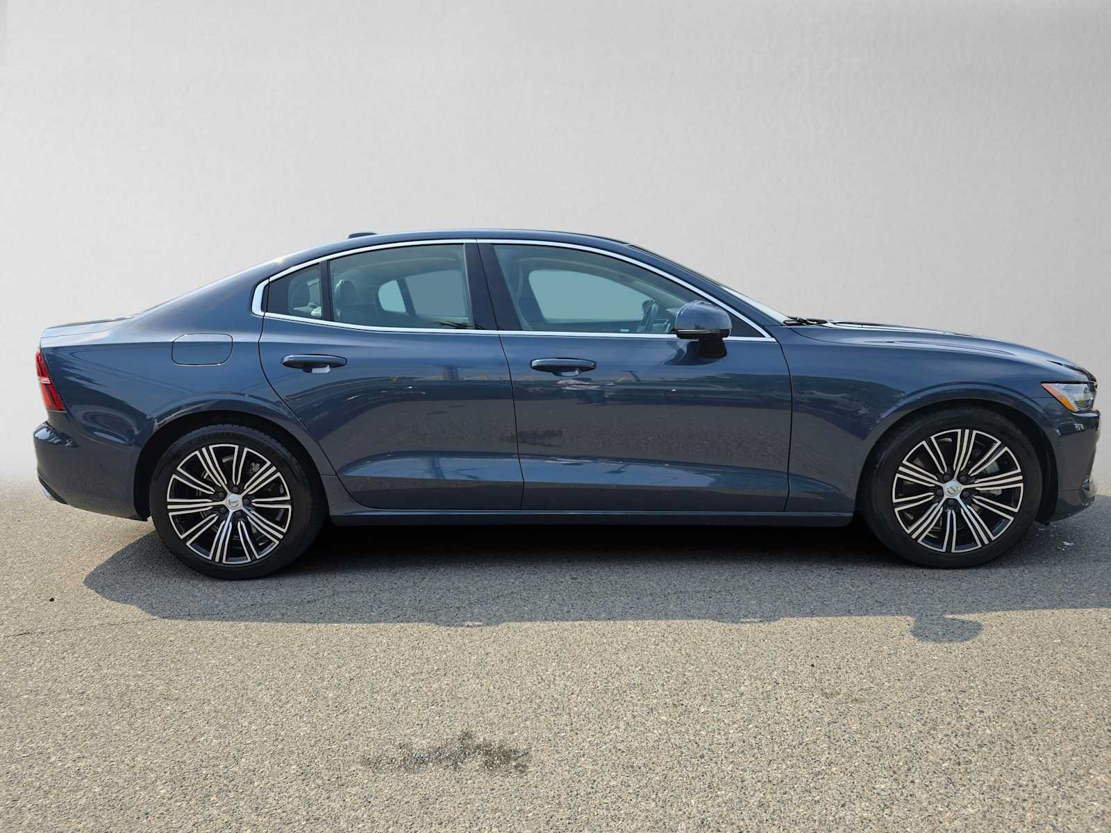 Used 2020 Volvo S60 T6 Inscription AWD/4WD image 2