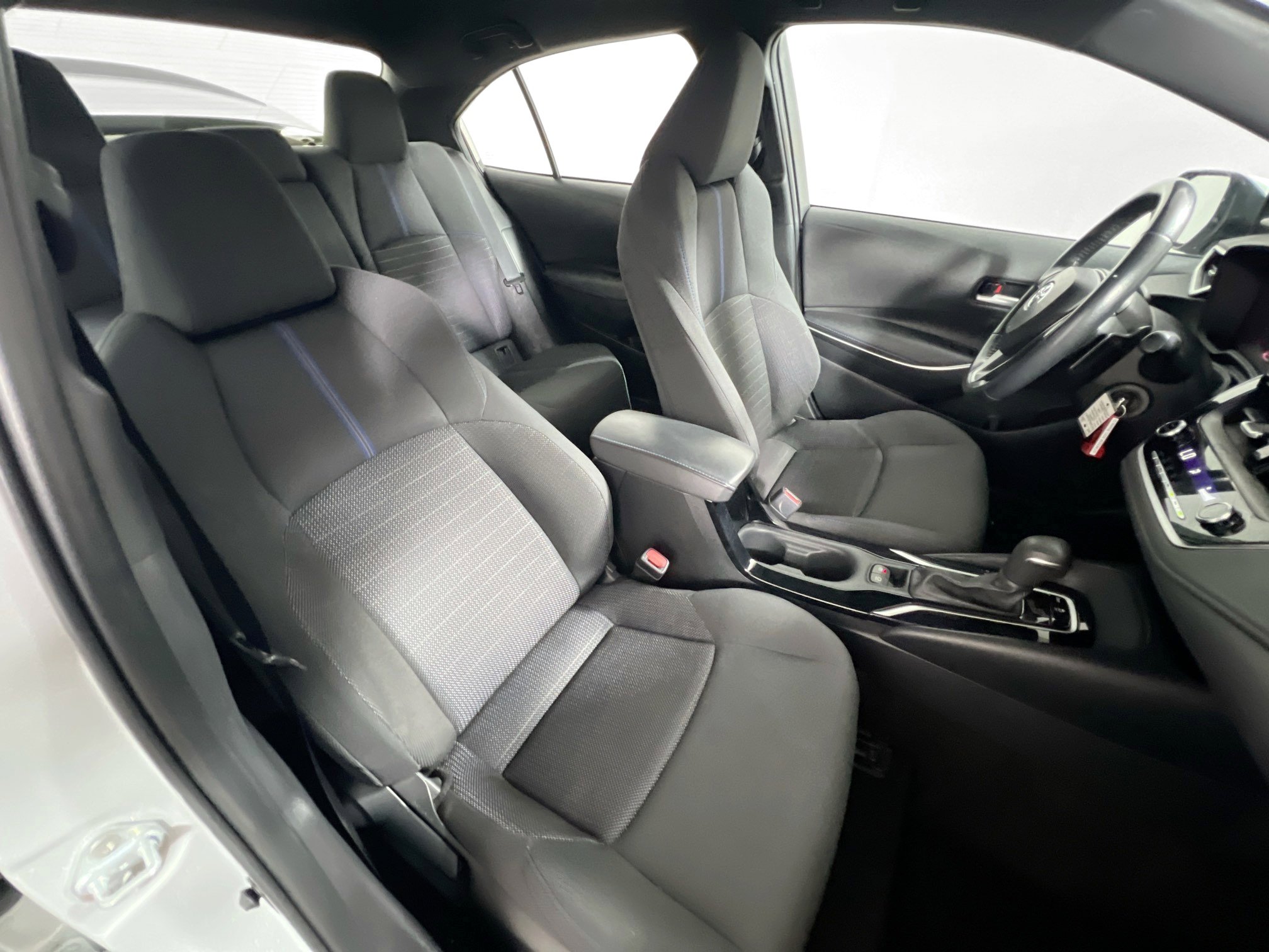 Used 2021 Toyota Corolla SE FWD image 30