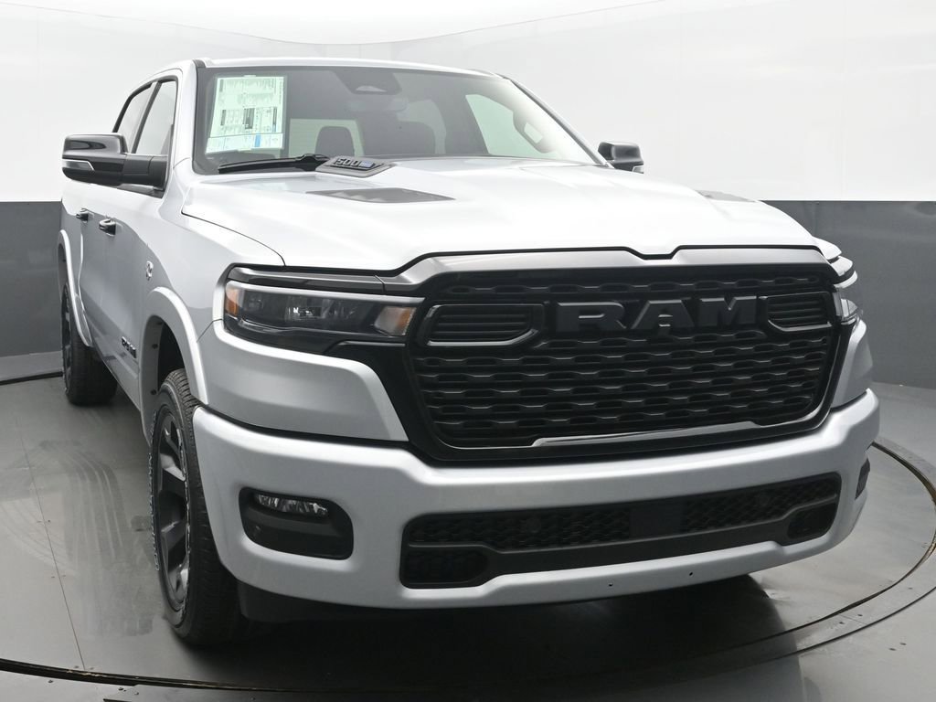 New 2026 RAM 1500 4x4 Crew Cab image 8