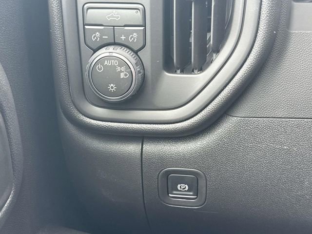 New 2026 Chevrolet Silverado 1500 Custom Trail Boss w/ Turbomax Blackout Package image 22