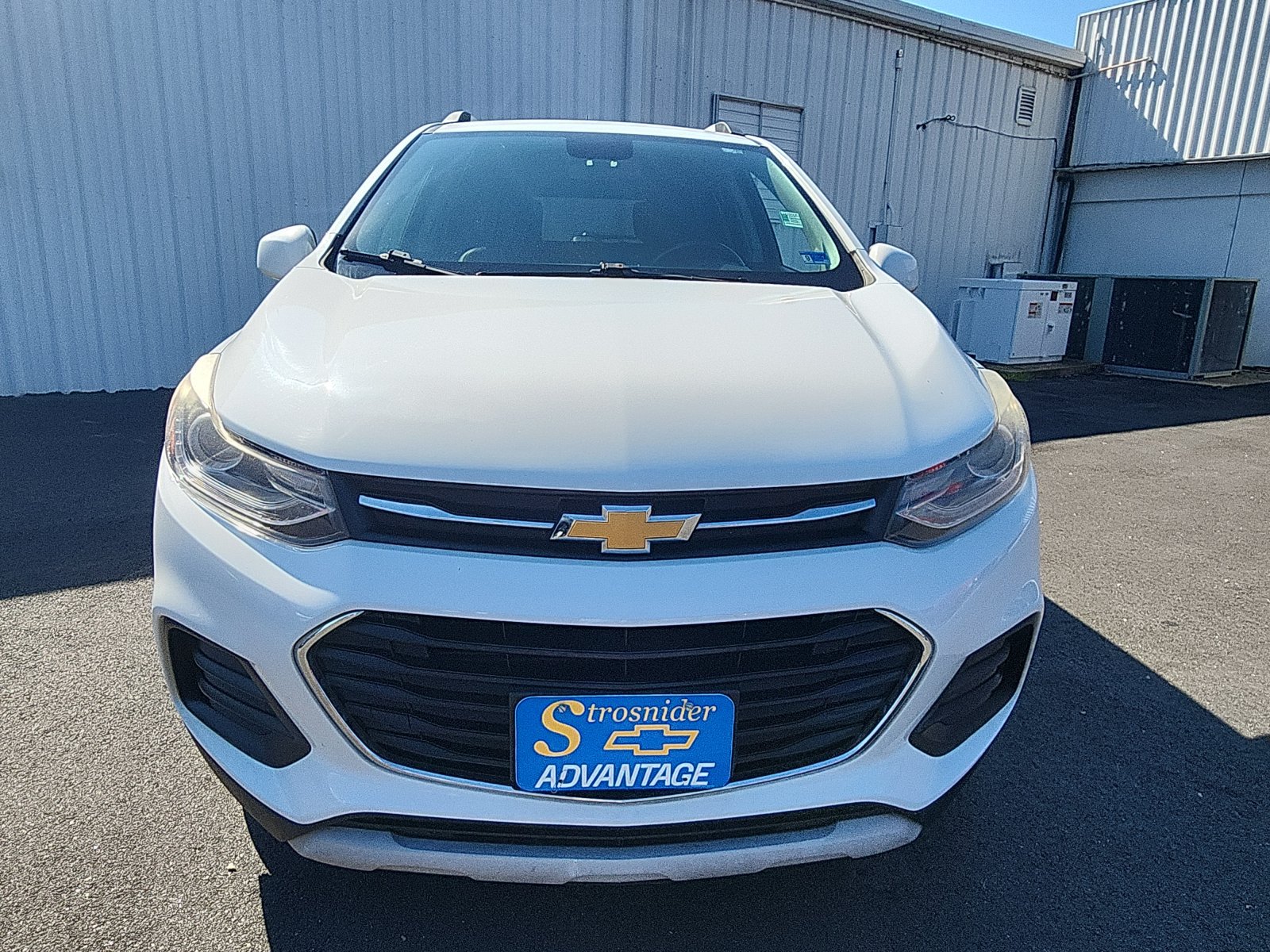 Used 2018 Chevrolet Trax LT w/ LT Convenience Package AWD/4WD image 8