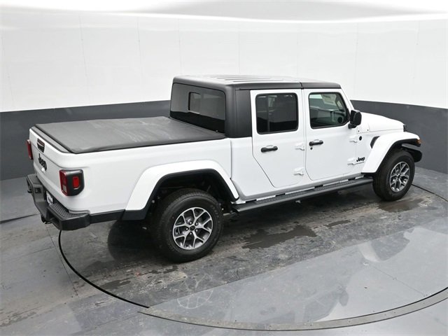 Used 2024 Jeep Gladiator Sport image 28