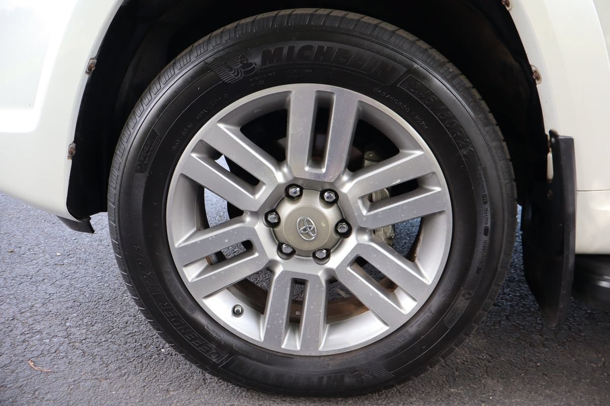 Used 2011 Toyota 4Runner Limited AWD/4WD image 43