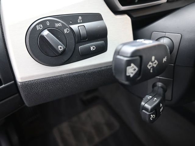 Used 2005 BMW Z4 2.5i image 21