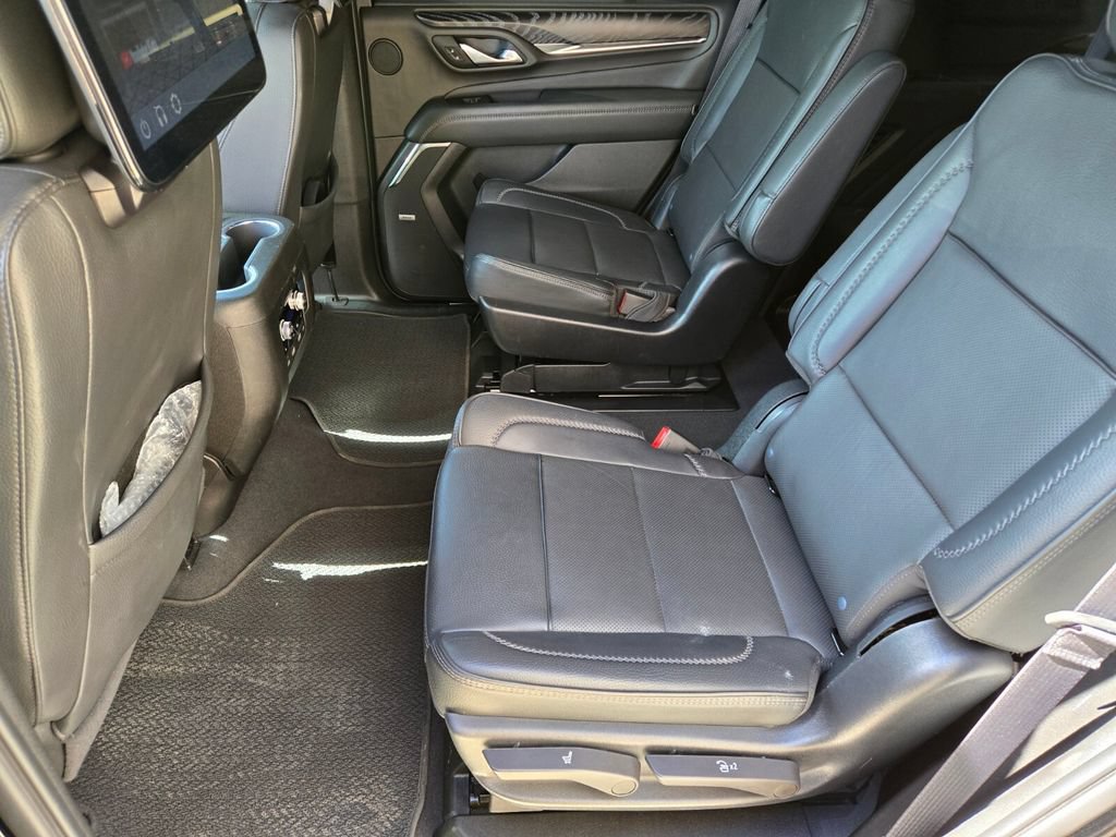 Used 2023 GMC Yukon Denali w/ Denali Reserve Package AWD/4WD image 7