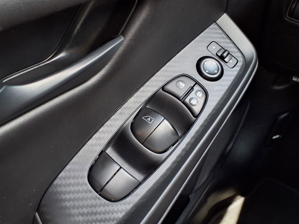 Used 2024 Nissan Sentra S image 24