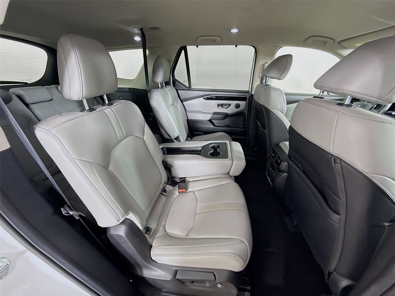 Used 2024 Honda Pilot EX-L image 27