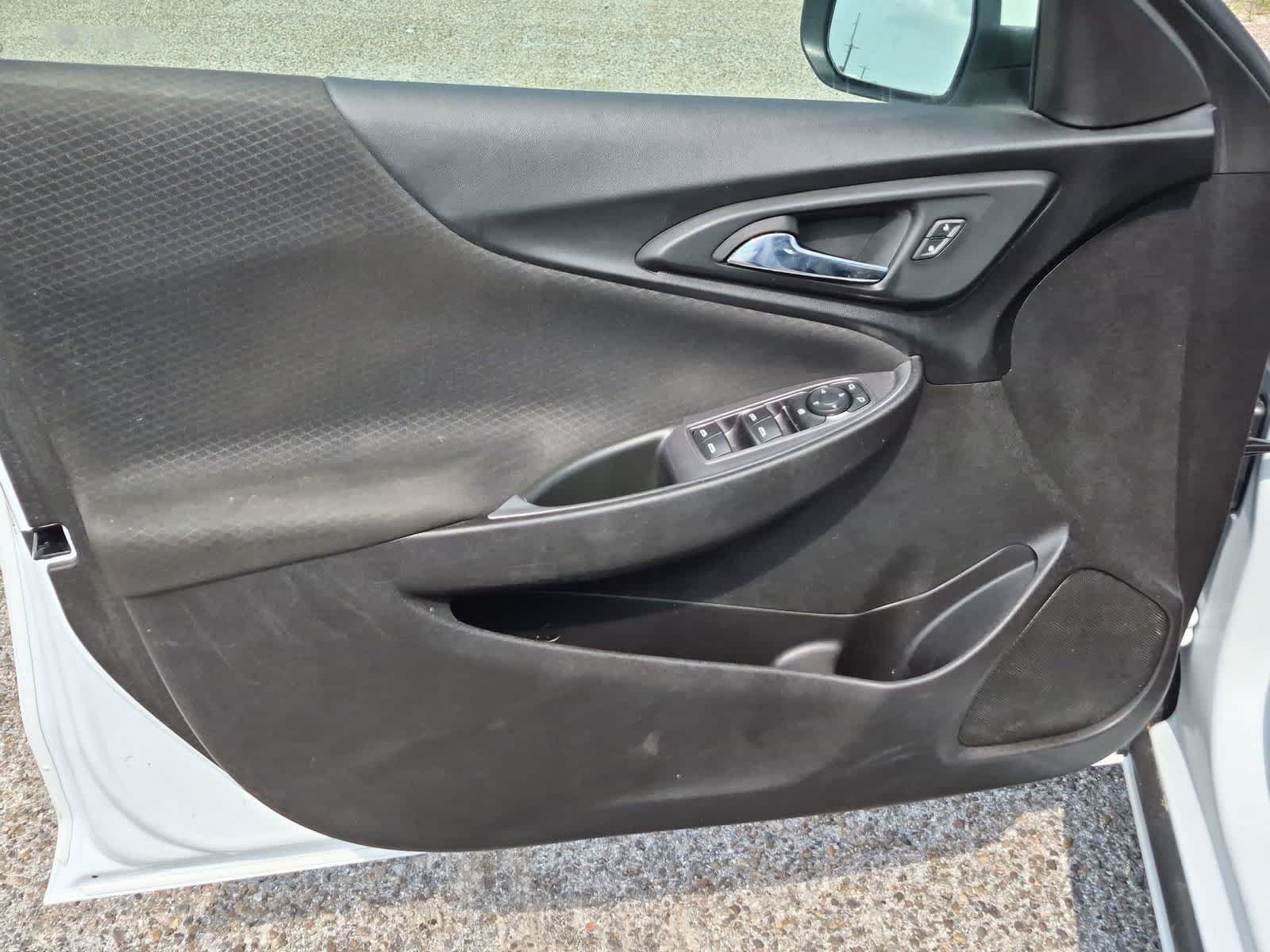 Used 2023 Chevrolet Malibu LT FWD image 21