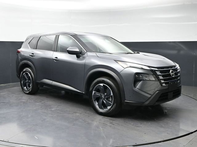 Used 2025 Nissan Rogue SV AWD/4WD image 3