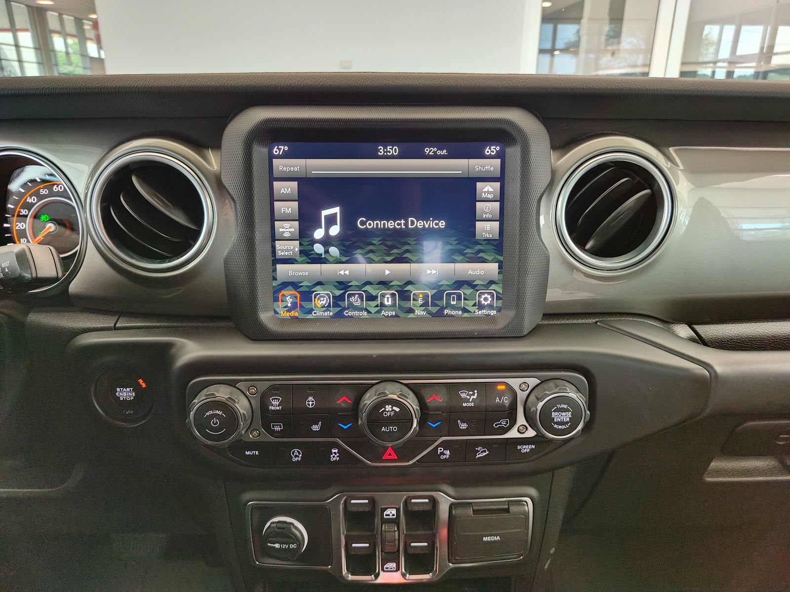 Used 2020 Jeep Wrangler Unlimited Sahara AWD/4WD image 15