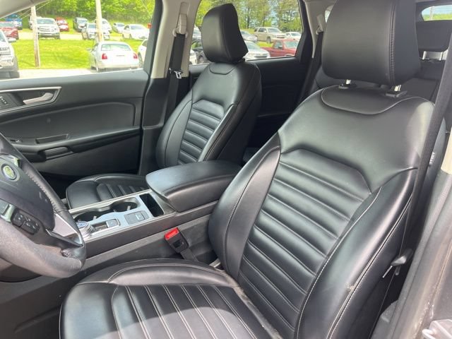 Used 2024 Ford Edge SEL AWD/4WD image 12