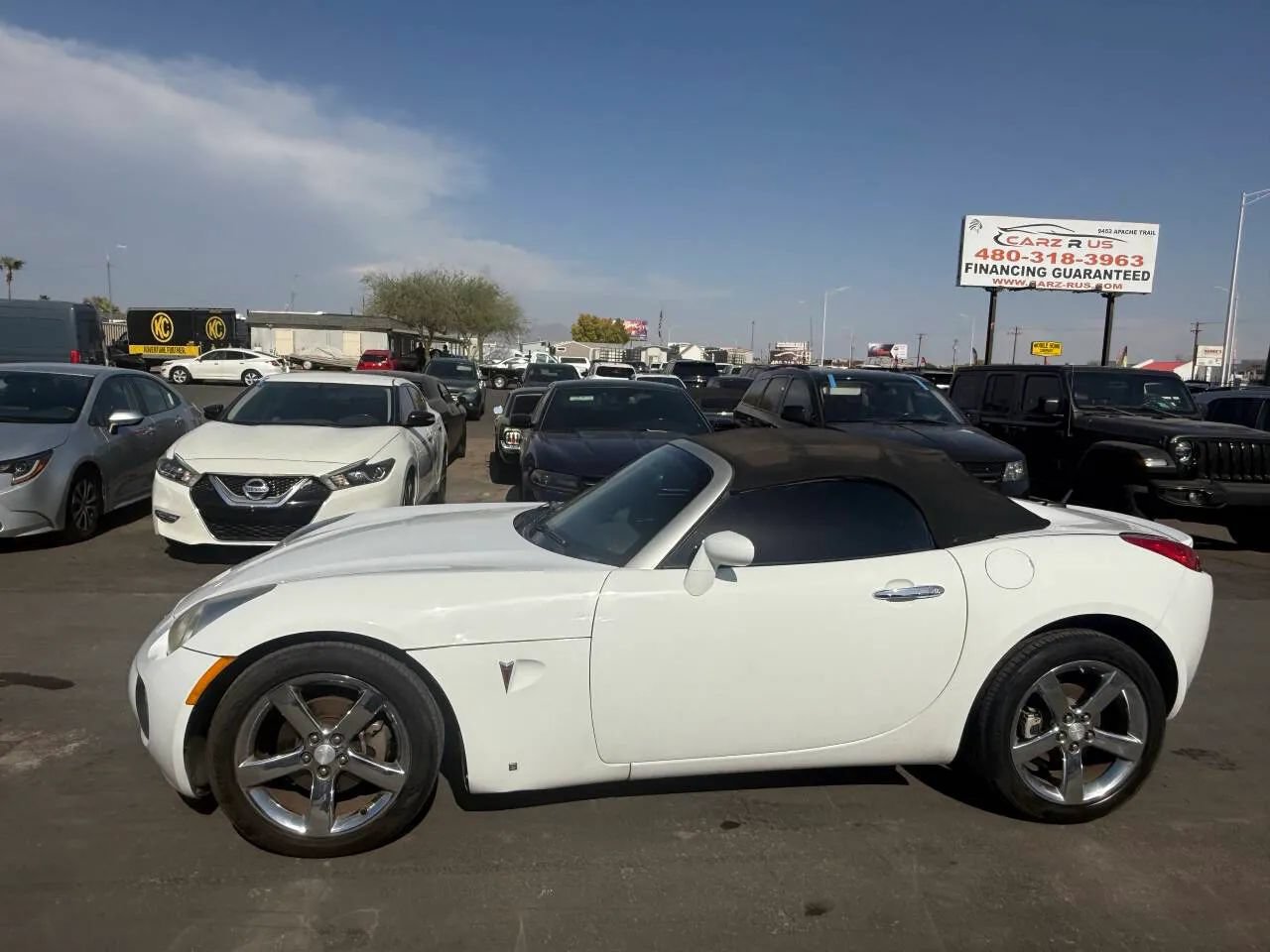 Used 2008 Pontiac Solstice GXP RWD image 4