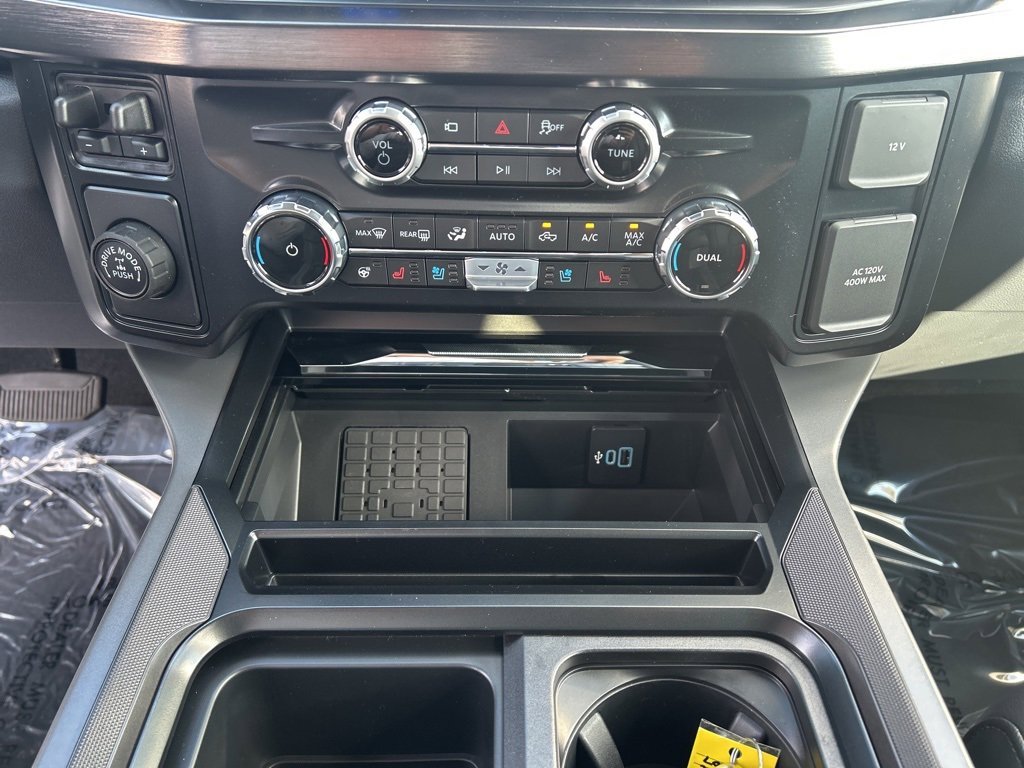 New 2026 Ford F250 Lariat image 28