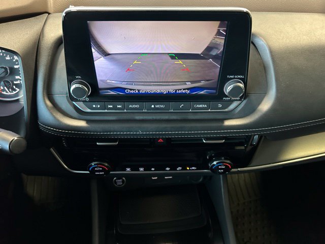 Used 2022 Nissan Rogue SV FWD image 90