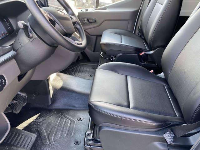 New 2026 Ford Transit 250 148 Medium Roof w/ Load Area Protection Package RWD image 5